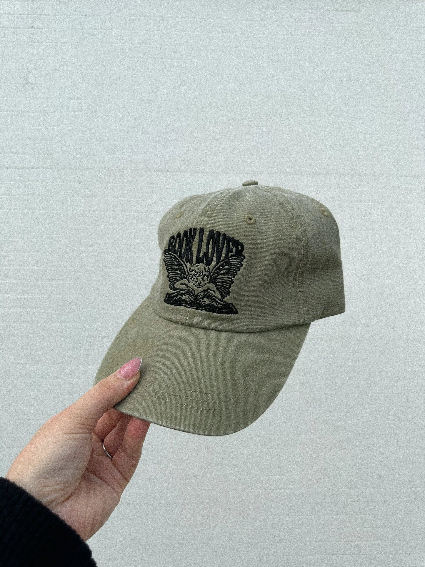 Book Lover Hat Rebel and Fleur