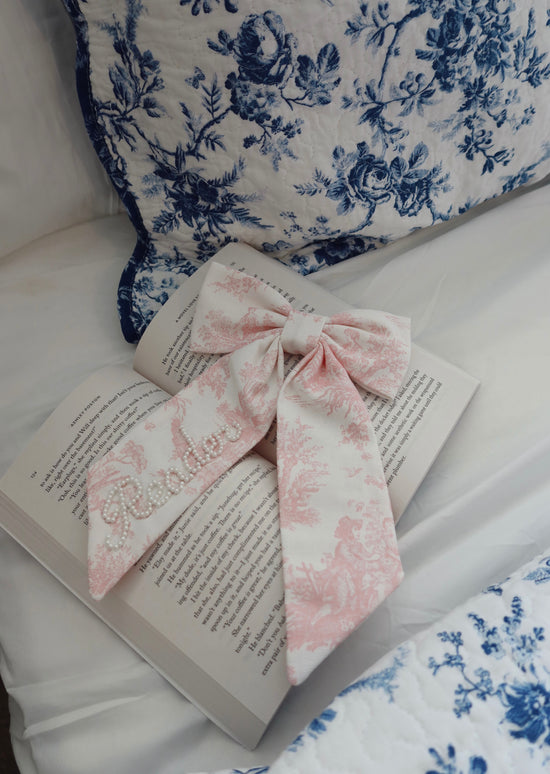 Reader Toile and Pearl Hair Bow