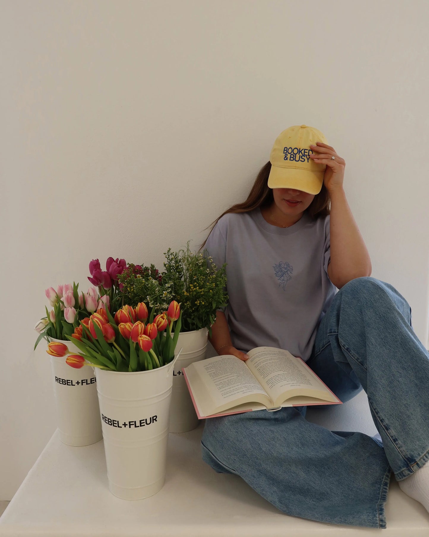 Book Market 'Classic' Tshirt Rebel and Fleur